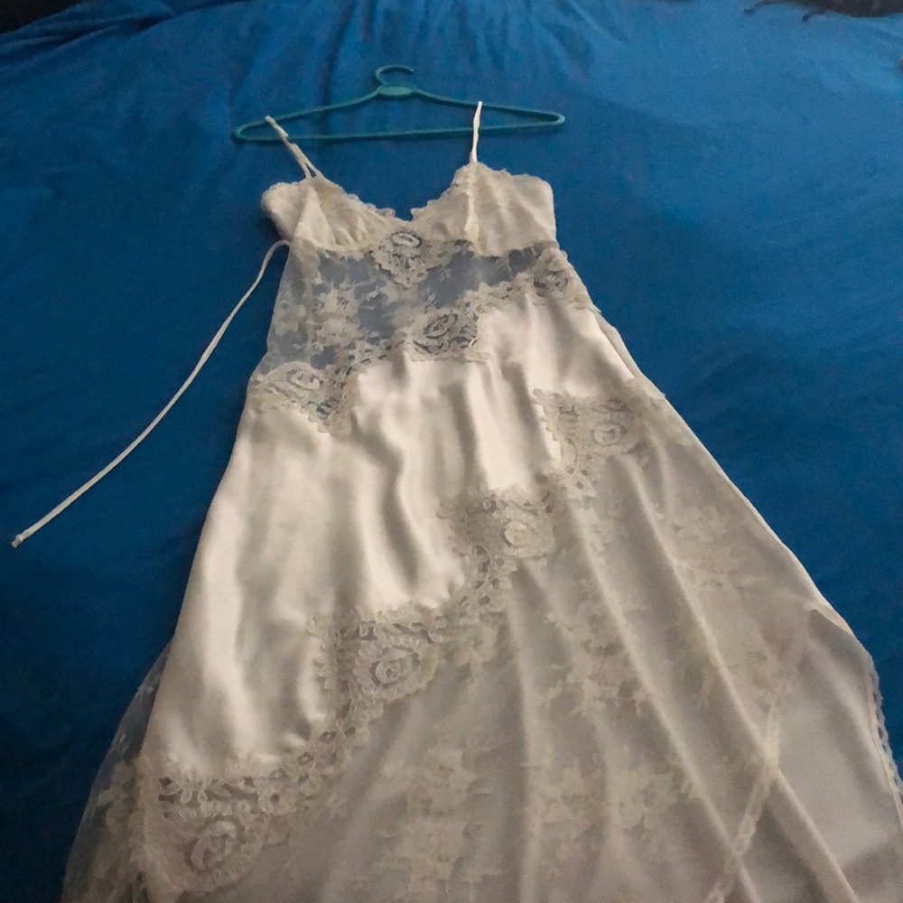 Jonquil Diane Samandi wedding nightgown